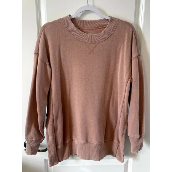 Aerie Womens Oversized Pink Crew Neck Sweatshirt Boyfriend Size XS Slouchy Slit - Picture 1 of 4